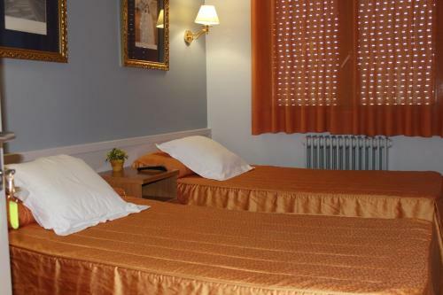 Hostal Montserrat