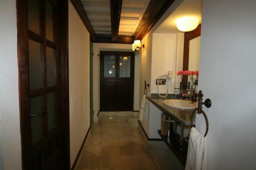 Hostal Palacio San Bartolom�