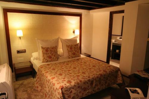 Hostal Palacio San Bartolom�