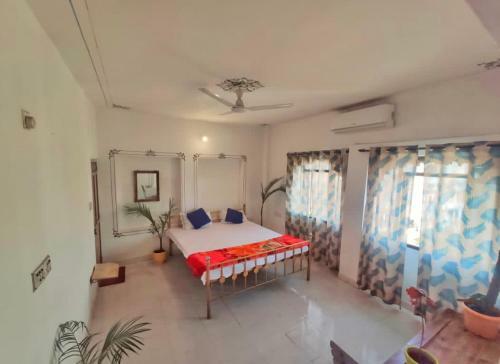 The Hostel Crown Udaipur