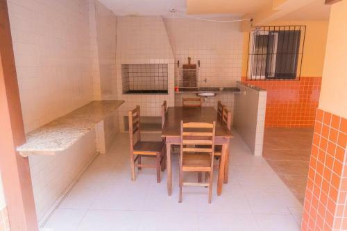 Apartamento Praia Grande Ubatuba Pr�ximo Mar Internet Wifi
