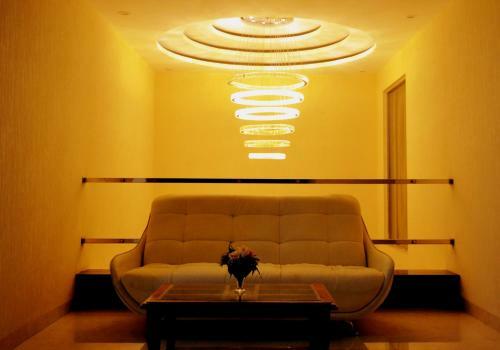 Hotel Gaba Inn Noida - Couple Friendly Local Ids Accepted