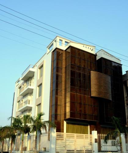 Hotel Gaba Inn Noida - Couple Friendly Local Ids Accepted
