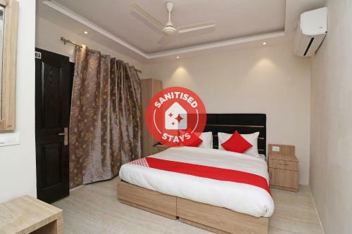 Oyo 78519 Collection O The Grand Hotel