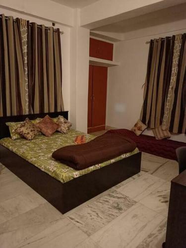 Apurba's Pensione Apartment