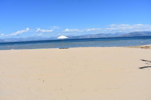 Apartamento Bouka Beachfront Bungalows