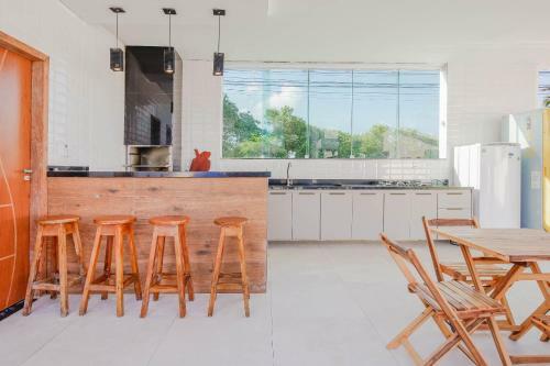 Gb57 Excelente Casa 8 Su�tes - 200m Da Praia