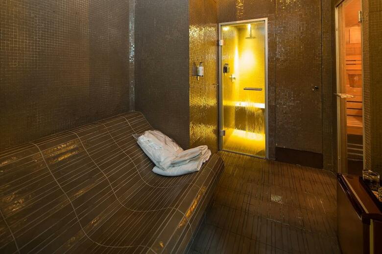 Hotel Do Pla�a Reial G.l.