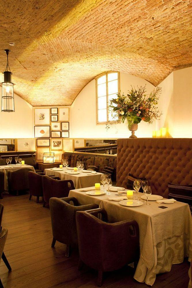 Hotel Do Pla�a Reial G.l.