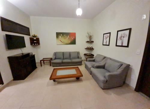 Casa Com 6 Su�tes Em Penedo