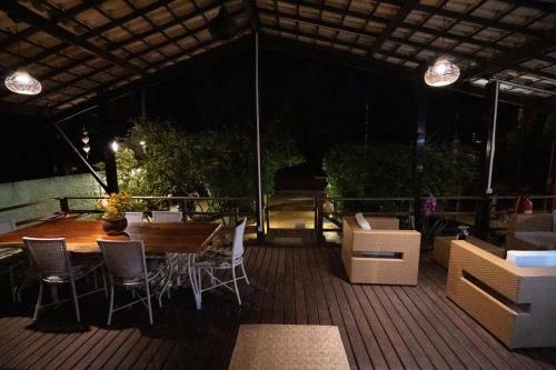 Hostal Ra�zes De Noronha