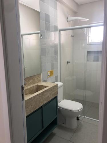 Apartamento Apto Com Piscina - Praia de Palmas - 303