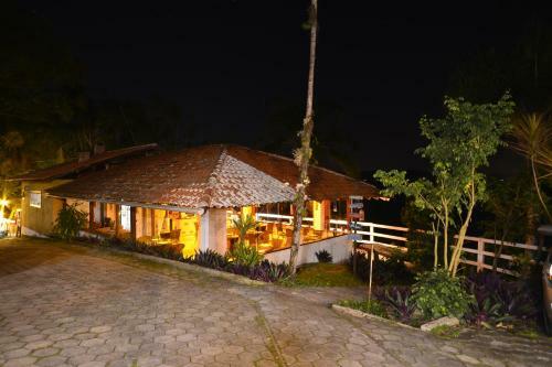 Hostal Villa Dos Ganchos