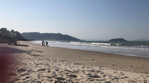 Apartamento Funcional Na Praia de Palmas Governador Celso Ramos