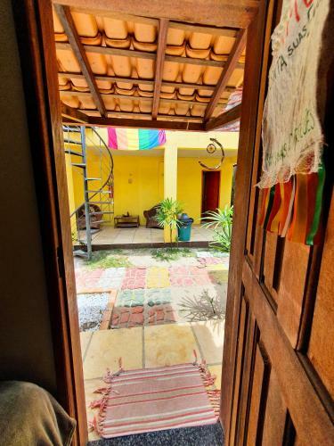 Hostal Babylon Village