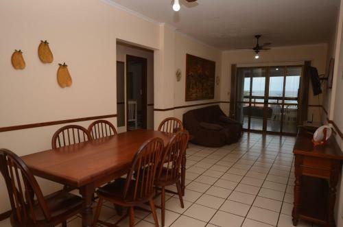 Apartamento 051 - Excelente 3 Quartos Com Vista Mar Em Bombas