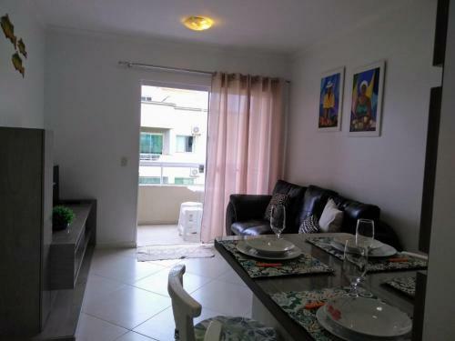 Apartamento Grunner 204 - 2 Quartos, 5 Pessoas, 250m Da Praia