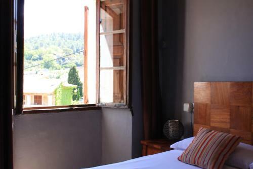 Hotel S�hostal D�esporles