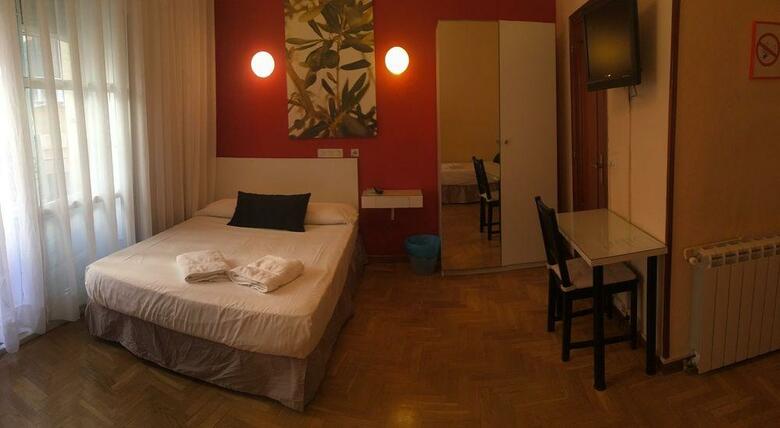 Hostal R�as Bajas