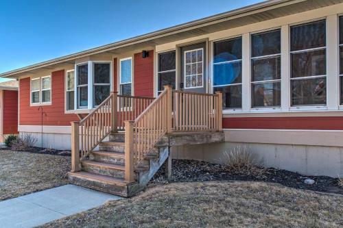 Arnolds Park Home Less Than 1 Block To Boat Ramp!
