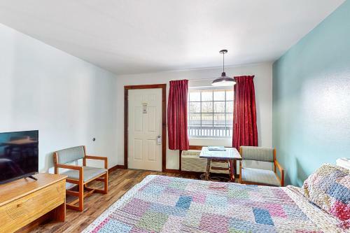 White Wing Lodge Unit 302