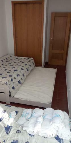 Apartamento Corinto Playa, Piscina, Wifi,2 Terrazas, Barbacoa,tranquilo