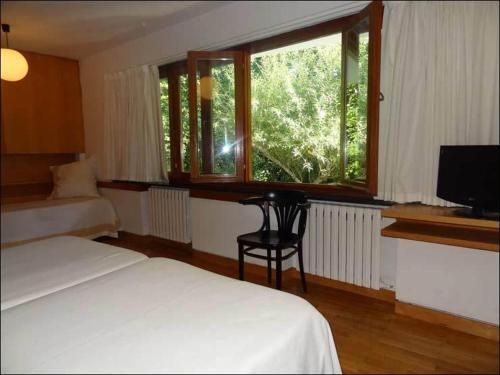 Hotel Restaurante Marronc�n