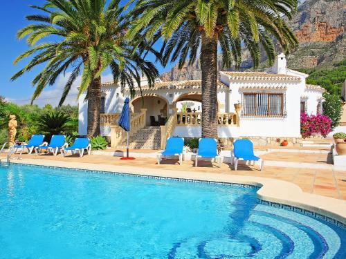Villa Llamedos