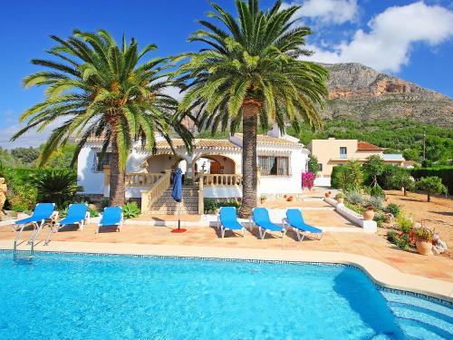 Villa Llamedos