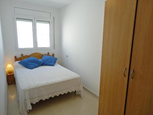 Edifici Laimar Apartment Llan��