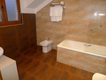 Hotel Valle De Cabez�n