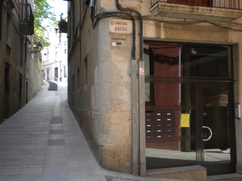 Hostal Borr�s