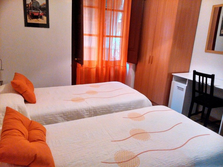 Hostal Borr�s