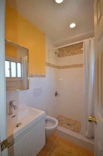 Room &bath