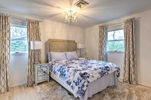 Beautiful Hampton Bays Home With Private Pool!
