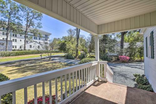 Charming Historic Village Of Pinehurst Home!