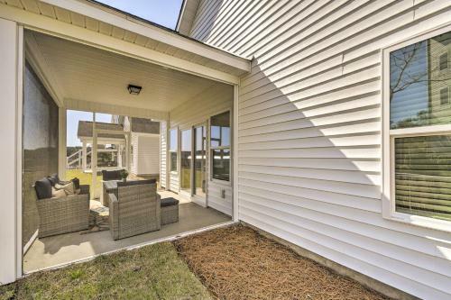 Little River Escape With Patio Less Than 6 Mi To Beach!
