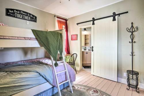 Cozy Lead Home With Gold Mine And Mountain Views!