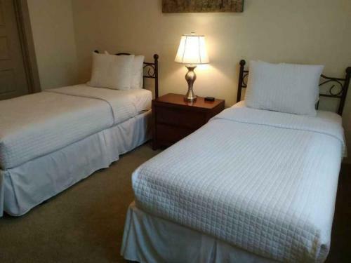 Apartamento Luxury 2br In Upscale Dallas Community, Pool View