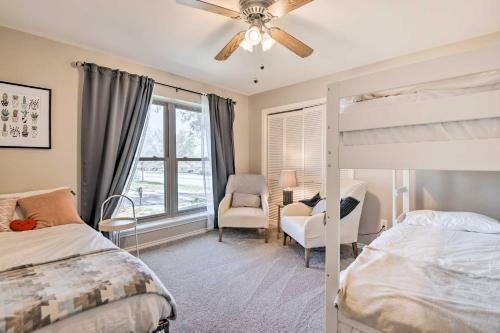 Grand Prairie Duplex Home About 5 Mi To Stadiums!