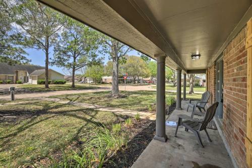 Modern House With Fireplace, Walk To Fishing!
