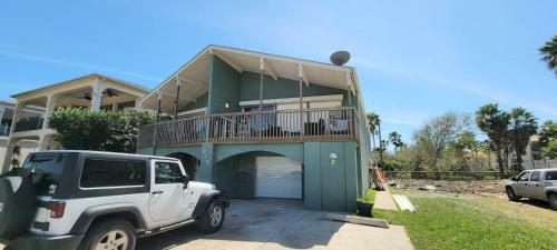 Atol Quad 4 Home