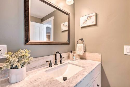 Cozy Herber City Apartment Golf, Ski And Hike!