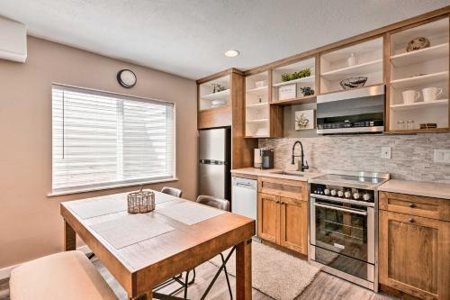 Cozy Herber City Apartment Golf, Ski And Hike!