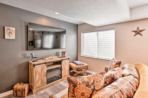 Cozy Herber City Apartment Golf, Ski And Hike!