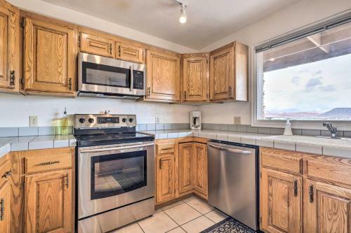 Apartamento Pet-friendly St George Escape With Shared Pool