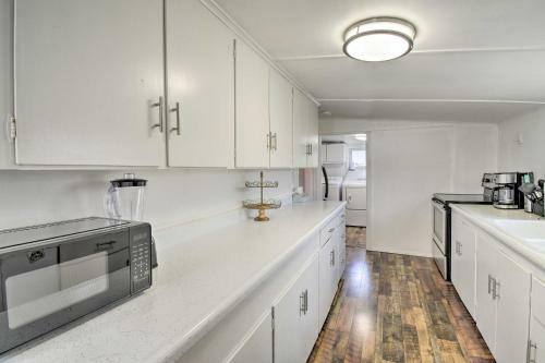 Inviting Bremerton Home Near Hiking And History