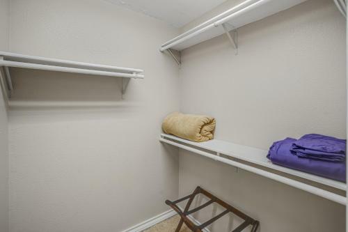 Breezeways #206