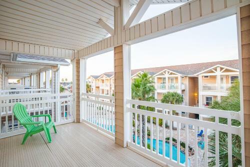 Breezeways #206