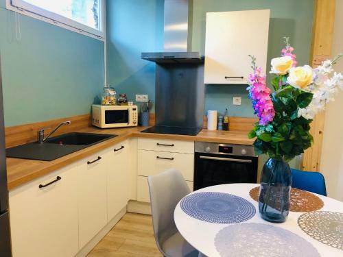 Apartamento Le Magic, Superbe D�coration Disney, 2-5 Pers, Cour Int�rieure, Tarbes